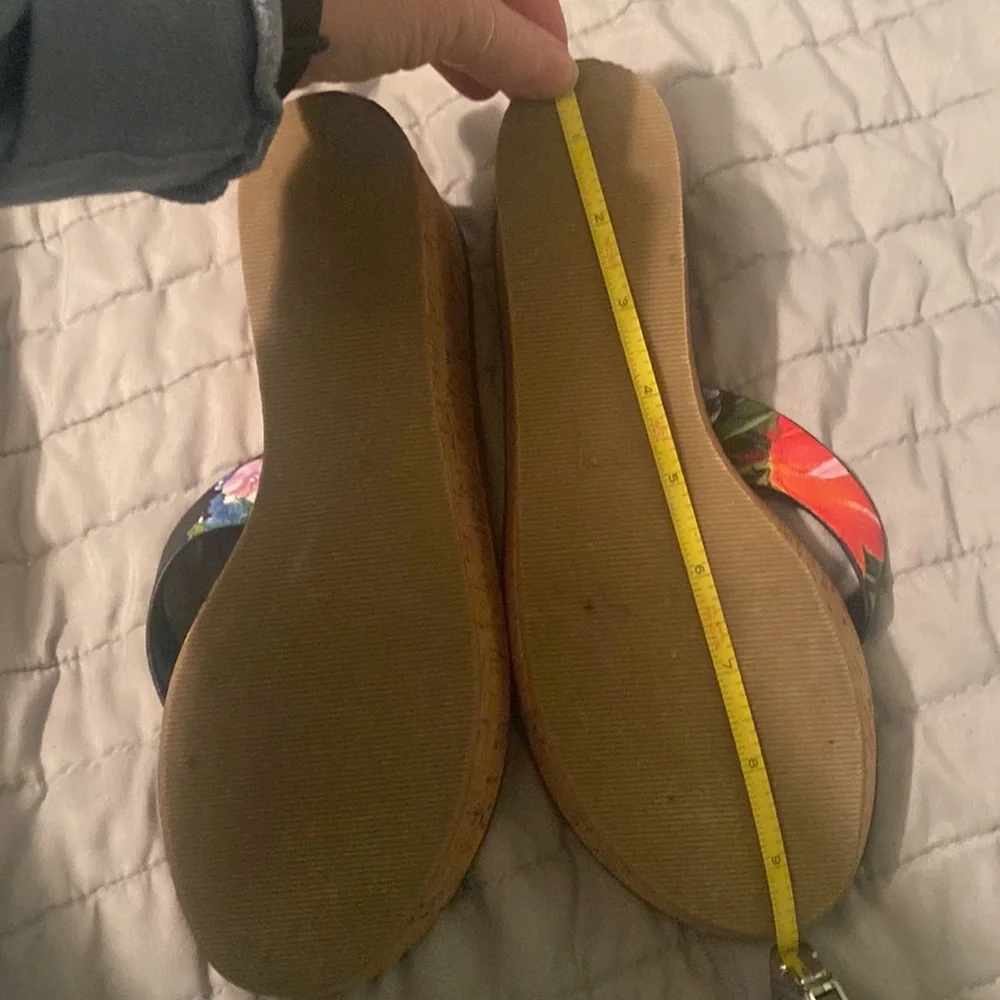Soda heeled sandals